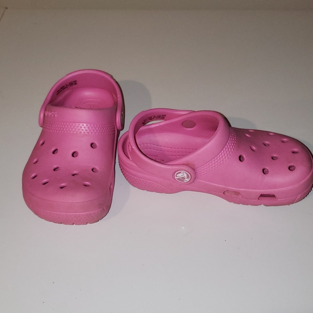 EUC Crocs Toddler Girl Pink Size 10C